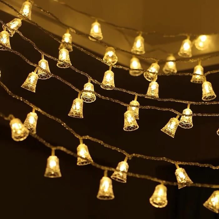 Guirlande Lumineuse Noël 2m à Piles - 20 LED Chaudes Avec Pommes De Pin, Baies, Cloches - Mode Fixe/clignotant - Intérieur/extérieur