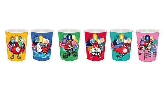 deux unique Révision gobelet avec couvercle réutilisable Incube Impliqué atteind