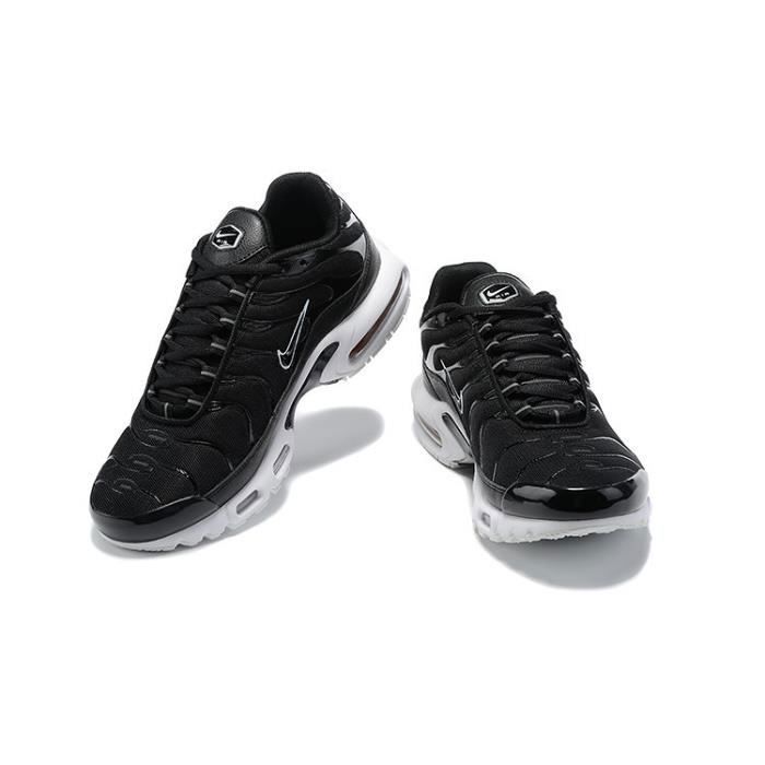 Nike hotsell tn 214