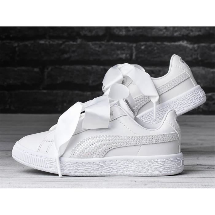 Chaussures PUMA Basket Heart Sparkle PS Blanc Argent Mixte