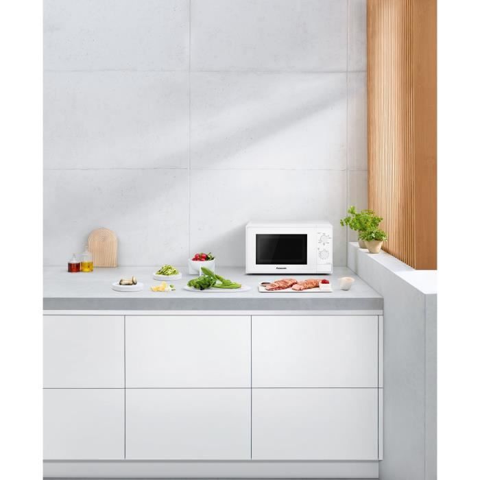 Panasonic NN-K10JWMEPG mikrohullámú sütő, 20 l, 800 W, grill, Fehér