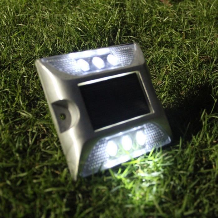 LAMPE DE QUAI LED CARRÉE SOLAIRE | Maximum Aventure