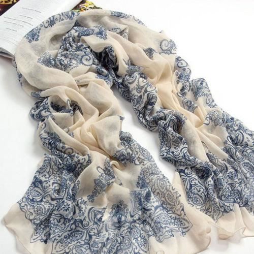 Foulard En Mousseline Papillons Noir Et Blanc - 15,5x160 Cm - Occasion Très Bon état