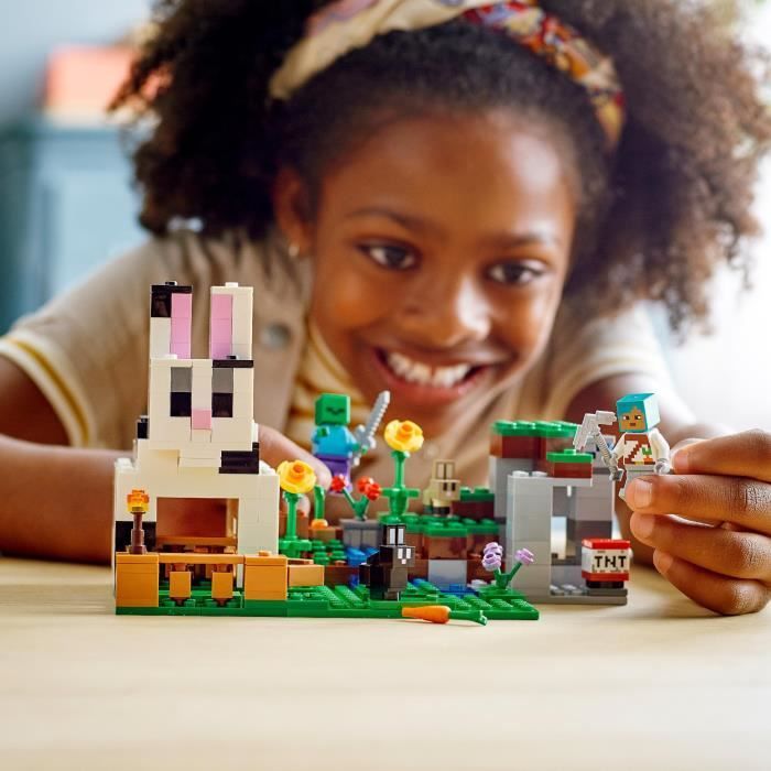 LEGO 21190 Minecraft Le Village Abandonné: Jouet de Construction Minecraft  avec Maison, Figurine Zombie et Animaux, Jeu de Construction, Cadeau pour  Enfants, Filles et Garçons Dès 8 Ans : : Jeux et Jouets