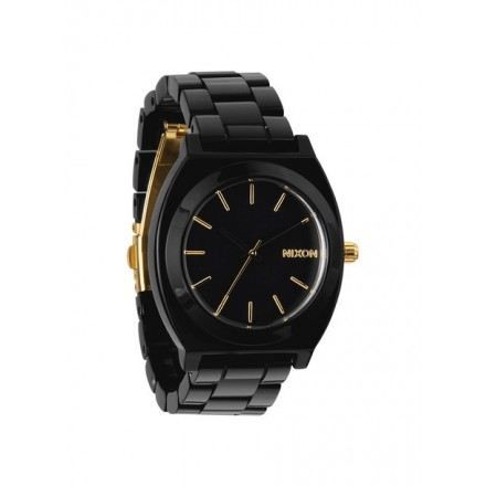 nixon montre