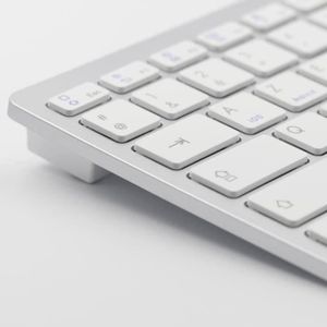 Doohoeek Mini Clavier Portable Pour IPhone, IPad, Tablette Android, AZERTY Clavier Universel Double Bluetooth Avec Support Pivotant Librement Pour Android, Windows Et IOS