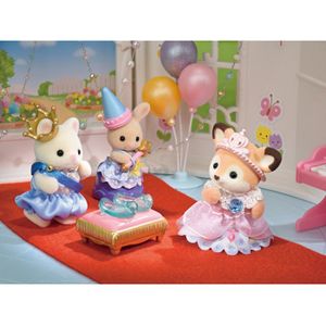 Sylvanian Families - Coffret De Pâques Avec Lapin Marguerite - Maison Et Œufs à Cacher