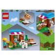 LEGO® 21184 Minecraft La Boulangerie, Jouet de Village, Figurines de Creeper, Épée et Animal, Cadeau Anniversaire dès 8 ans-5