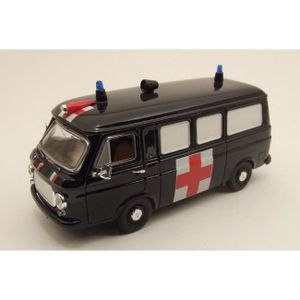 VOITURE - CAMION Miniatures montées - Fiat 238 Ambulance carabinier