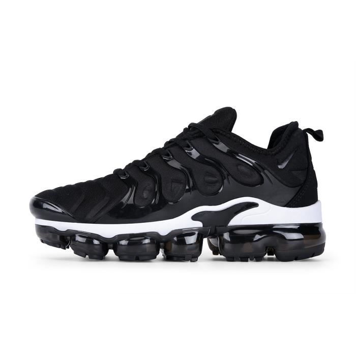 Black tns vapormax hot sale