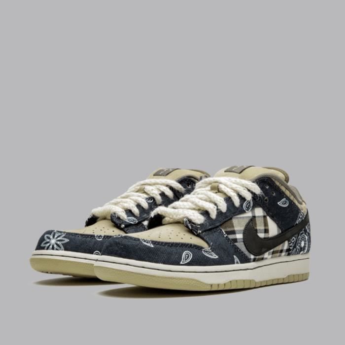 Baskets Dunk SB Low Travis Scott CT5053-001 - GENERIQUE - Noir