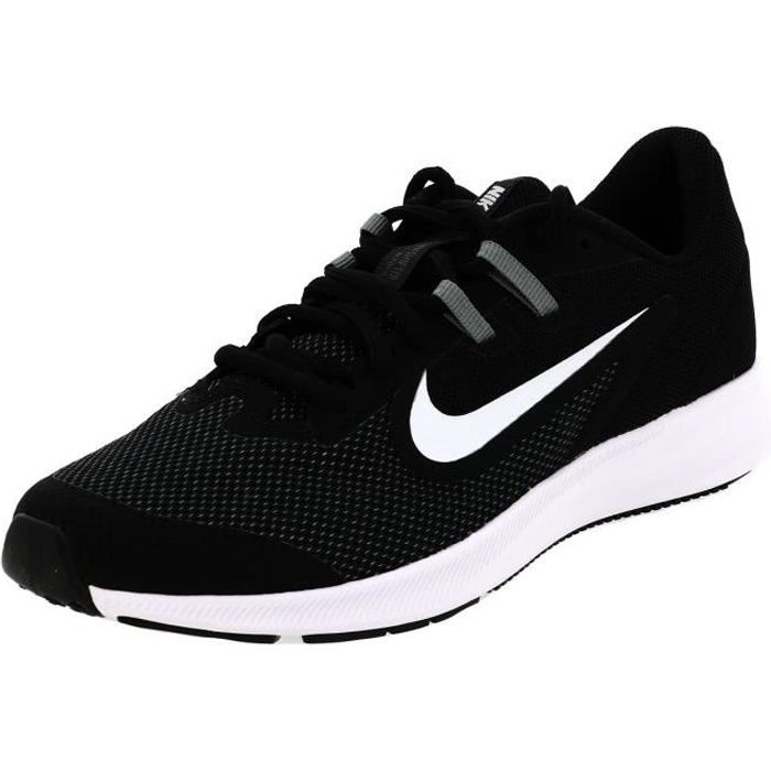 basket nike noir et blanche femme