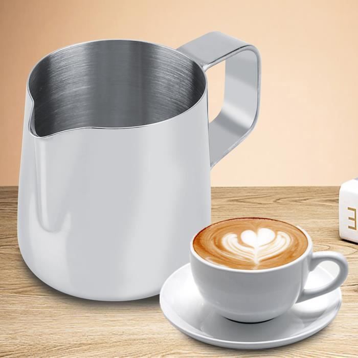 pichet verseur Pochette moussante en acier inoxydable Poignée de poupe  Latte Coupe de café Tasse de café de lait engrais avec une échelle 600ml  pichet lait : : Cuisine et Maison