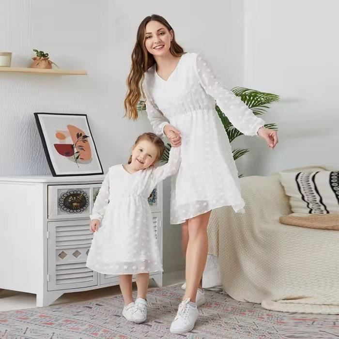 V-cou mère fille robes assorties famille ensemble printemps maman