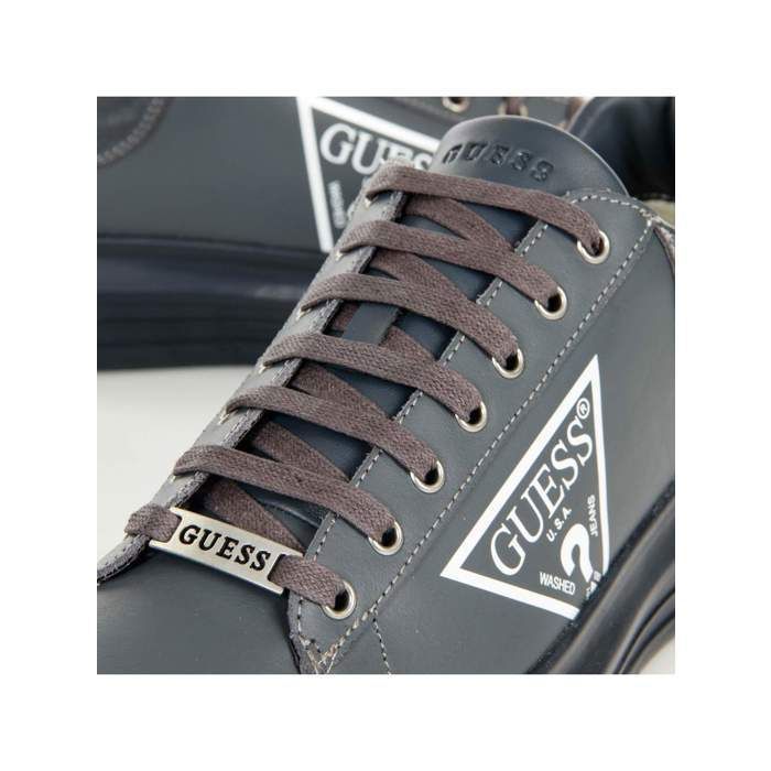 Guess hotsell jeans sneakers