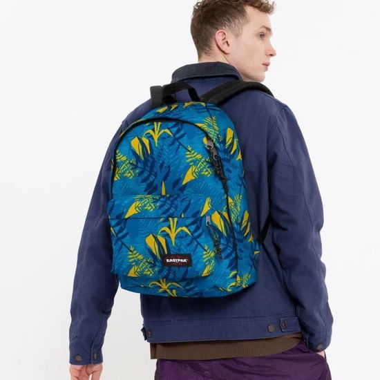 Eastpak out of office brize best sale surf