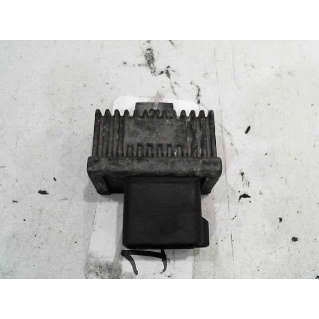 Relais De Préchauffage 7 Broches 12V - Compatible Renault Clio II, Trafic, Espace, Mégane, Etc. - Remplacement Réf. 7700115078, 6001546572