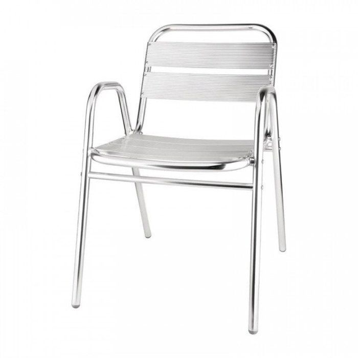 Lot de 4 fauteuils avec accoudoirs assise (H)450 mm empilables en aluminium et inox Lot de 4 fauteuils avec accoudoirs assise (H)450 mm empilables en aluminium et inox
