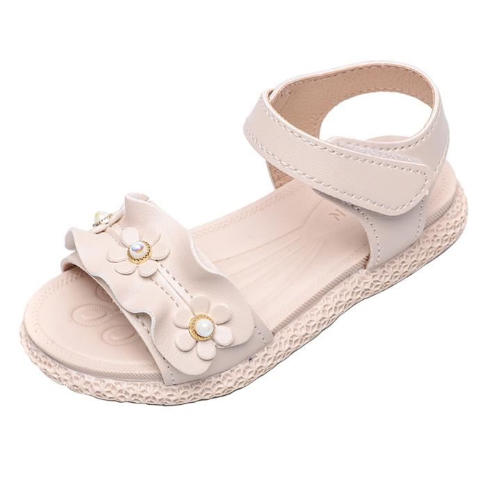 chaussure fille pied fin