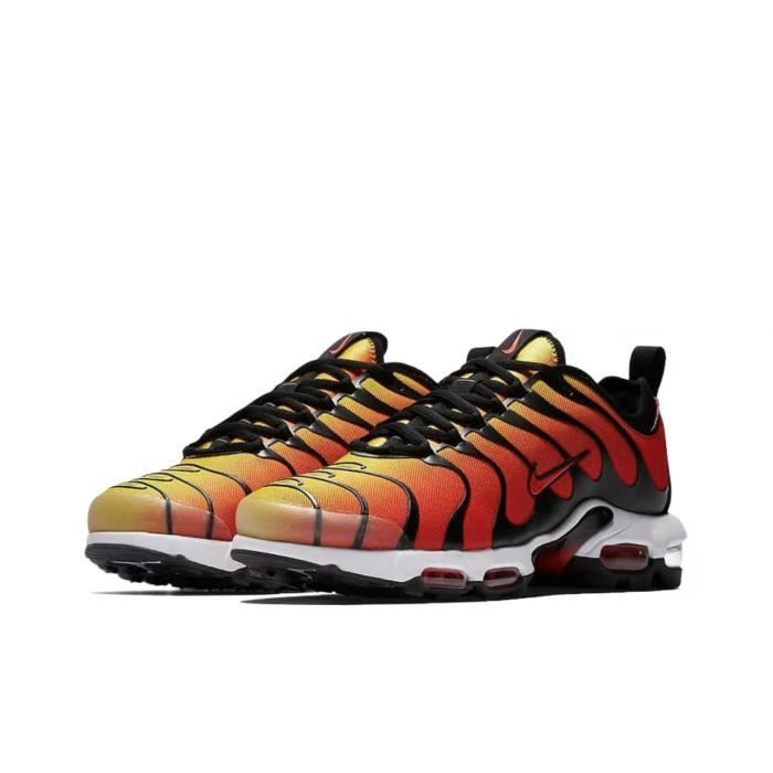 Nike air max plus TN chaussures de course noir orange Cdiscount Sport