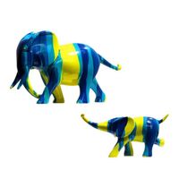 Figurine d'éléphant coloré cadeau de pendaison de crémaillère moderne Statues de famille d'éléphants pour le bureau à
