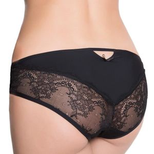femme avec slip