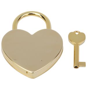 Cadenas amoureux en forme de coeur avec deux clés