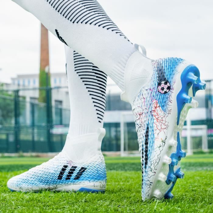 Chaussures de Football Hommes Respirant High Top Chaussures de Foot avec  Crampons Chaussures de Sport pour Adolescent blanc - Cdiscount Sport