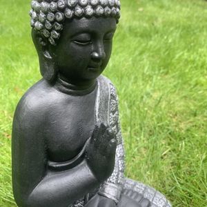 Statue en pierre de bouddha rieur moine oriental jardin extérieur décoration  ornement -  France