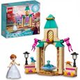 LEGO® 43198 Disney La Cour du Château d’Anna, Jouet de Construction pour Enfants avec Mini-Poupée Reine des Neiges 2 et Robe-0
