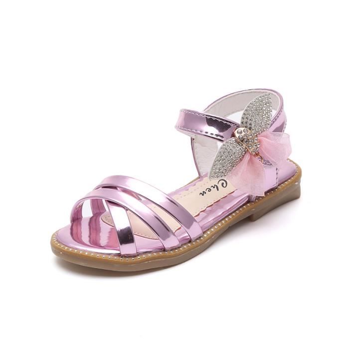 chaussure fille pied fin