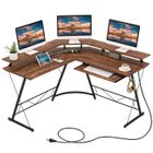 COSTWAY Bureau d’Angle Informatique-Support d’Écran, Prise de Courant, Plateau pour Clavier, Crochet pour Casque, Marron