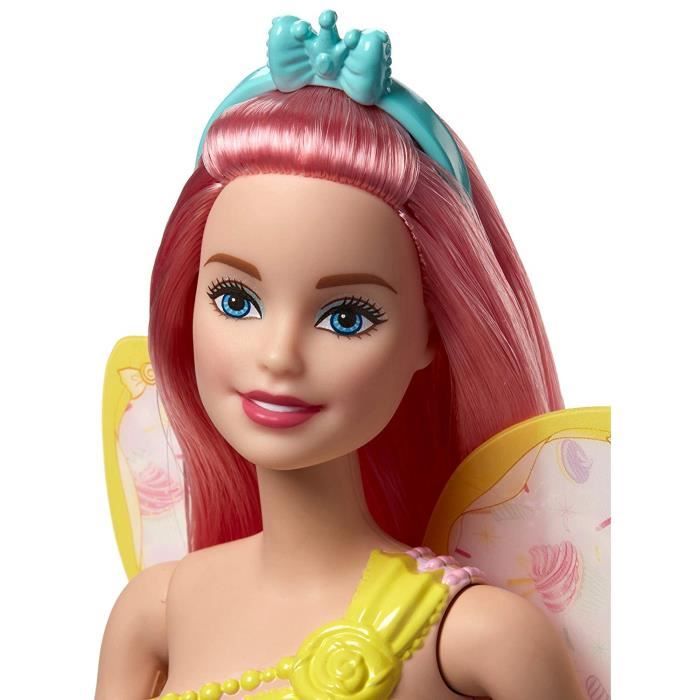 Barbie Dreamtopia poupée sirène cheveux roses et tenue multicolore.