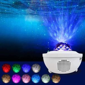 Projecteur LED Extérieur Télécommande CACAGOO Lampe Projecteur LED Noël Lampe Projection Éclairage Décoration Fête Noël 12 Motifs LIGHT Projecteur Lumière Vague dEau & Motif 