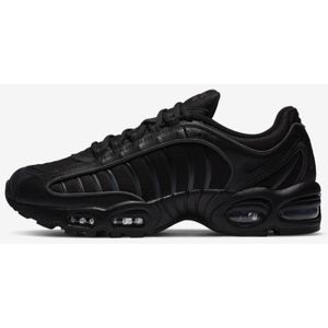nike tuned 1 junior black