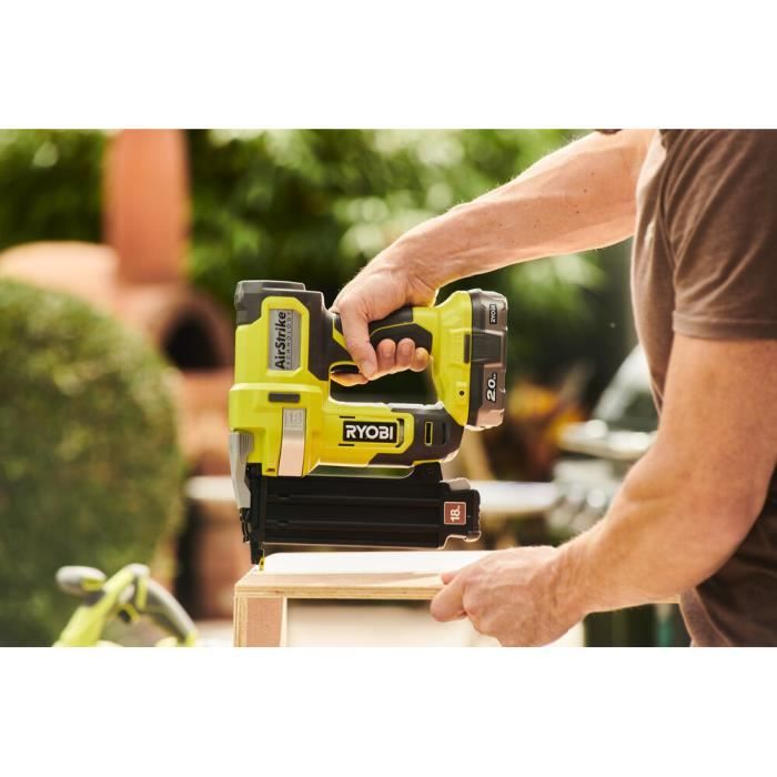 Cloueur De Finition RYOBI 16G 18V + Clous Tacwise 16G 50mm - Kit Pro Sans Fil