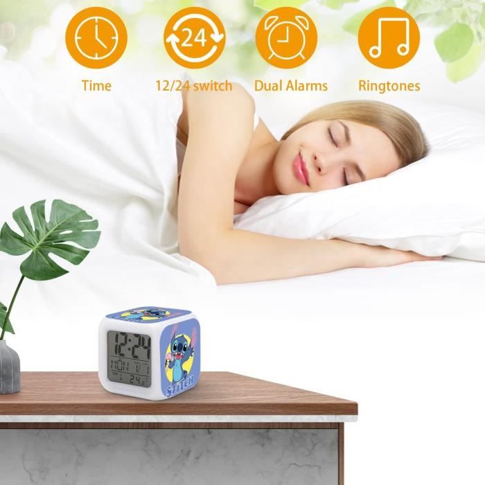 R-timer Stitch Réveil numérique avec température - Grande veilleuse LED -  Réveil intelligent avec câble de charge - Pour filles, enfants, adolescents  - Cadeau (oreilles de livre) : : Cuisine et Maison
