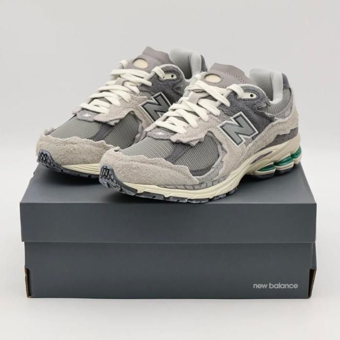CHAUSSURES DE BASKET-BALL M2002RDA New Balance 2002R Protection Pack Rain Cloud Grey (Mens)