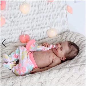 Bebe Reborn Silicone, 24 (60cm) Reborn Baby Doll Full Réaliste Baby Jouet  pour Filles et Garçons 3+ avec Tétine et Biberon,Style 1