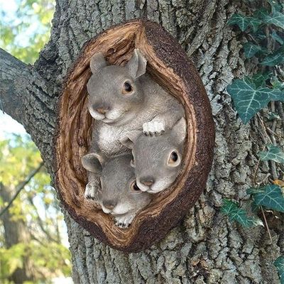 HomDSim Sculpture d'arbre de jardin en forme d'écureuil vers le haut d'un  arbre, cadeau et décoration de jardin, écureuil grimpant pour arbres