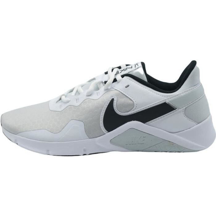 Baskets Nike Legend Essential 2