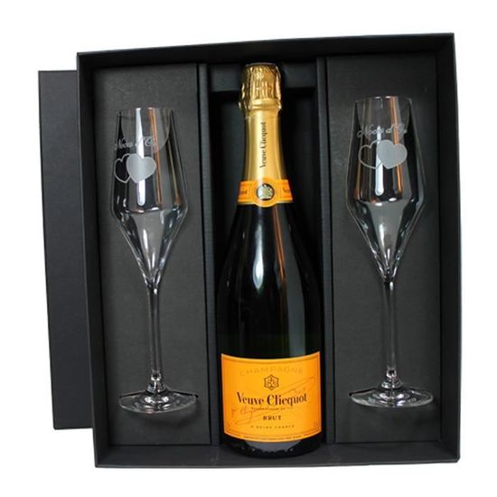 Le Coffret Noces D Or Avec Champagne Veuve Clicquot Achat Vente Coffret Cadeau Alcool Coffret Noces D Or V Clicquot Cdiscount Le Coffret Noces D Or Avec Champagne Veuve Clicquot Achat Vente Coffret Cadeau Alcool Coffret Noces D Or V Clicquot Cdiscount