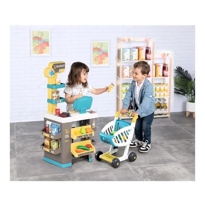 Super marchande et chariot de courses sur