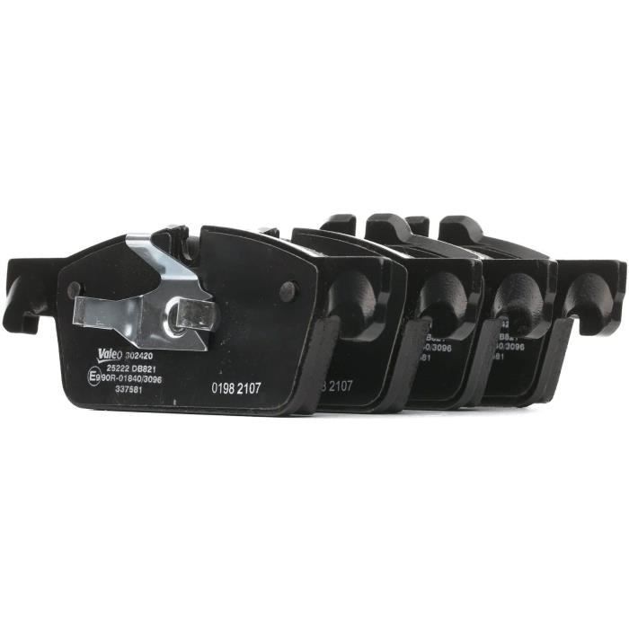 VALEO 302421 Jeu De Plaquettes De Frein Essieu Avant, Contact
