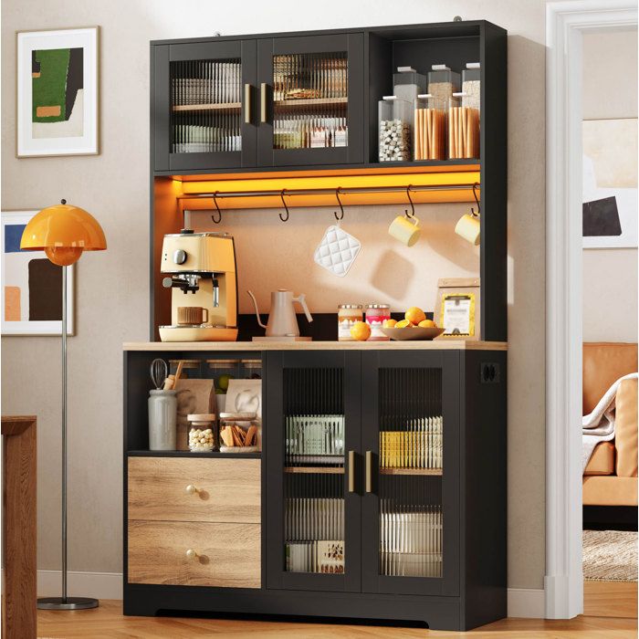 MEULVA Colonne de cuisine 110 x 40 x 178 cm avec LED RGB prises AC et USB 4 portes en verre trempé noir