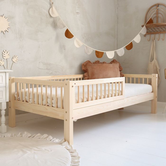 Lit avec barrières Petits-meubles - Adèle - 199 x 99 x 52 5cm - Bois naturel Lit avec barrières Petits-meubles - Adèle - 199 x 99 x 52 5cm - Bois naturel