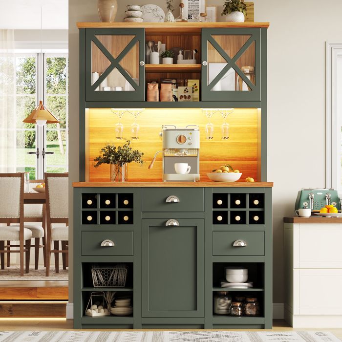 Buffet de Cuisine Haut Vert avec LED Prises Portes Vitrées Range-Bouteilles et Étagères Réglables 120 x 45 x 188 cm Buffet de Cuisine Haut Vert avec LED Prises Portes Vitrées Range-Bouteilles et Étagères Réglables 120 x 45 x 188 cm