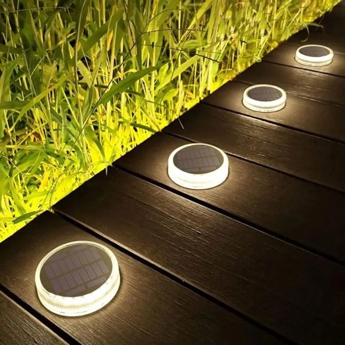 Lampe solaire dextérieur - REVO - Lot de 4 - 30 lm 4000K - Étanche IP68 (supporte 2 t) - Installation sans perçage -PRI Lampe solaire dextérieur - REVO - Lot de 4 - 30 lm 4000K - Étanche IP68 (supporte 2 t) - Installation sans perçage -PRI