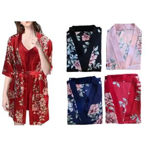 Ensemble Nuisette Et Kimono En Soie Blanche Brodé De Fleurs Roses - Taille XXL (40-44) - Neuf Avec Défauts