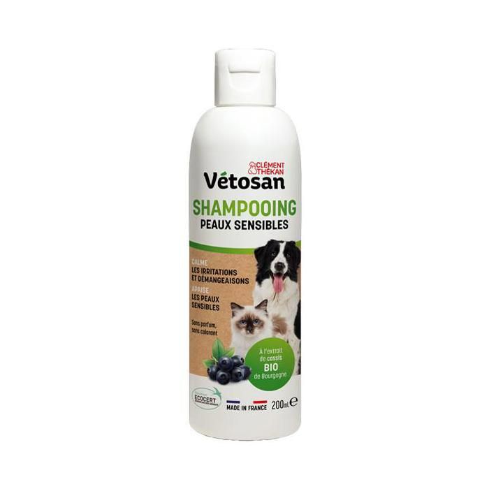 Meilleurs prix pour Clément Thékan Vétosan Shampooing Peaux Sensibles pour chiens et chats 200 ml